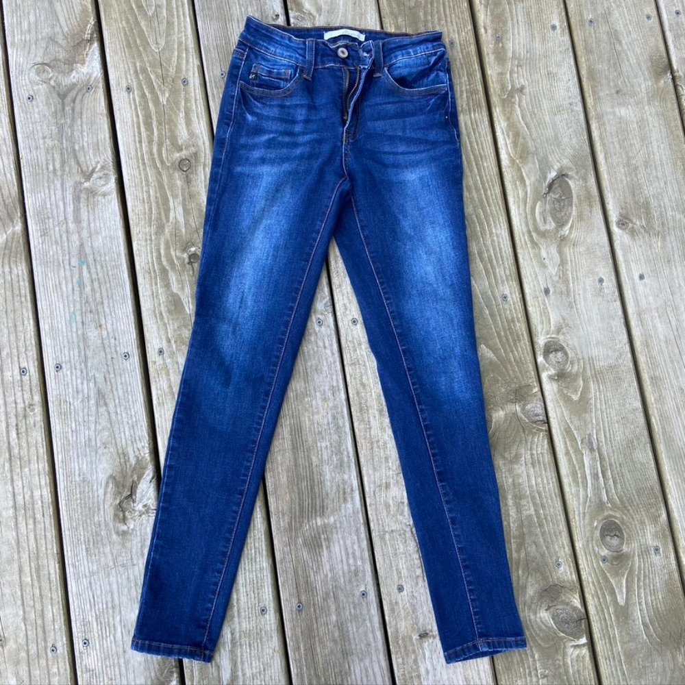 KanCan Estilo Skinny Jeans High Rise Dark Wash size 7/27